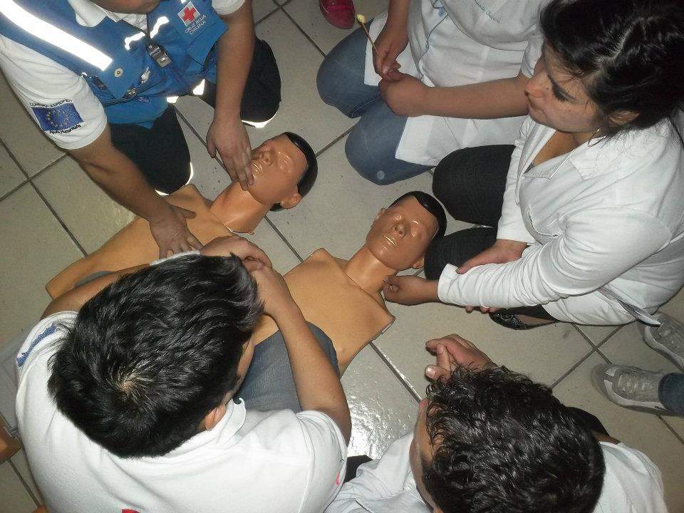 Aprende sobre primeros auxilios y reanimación